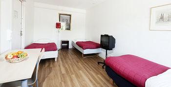 Uppsala Vandrarhem & Hotel Стокхолм Екстериор снимка